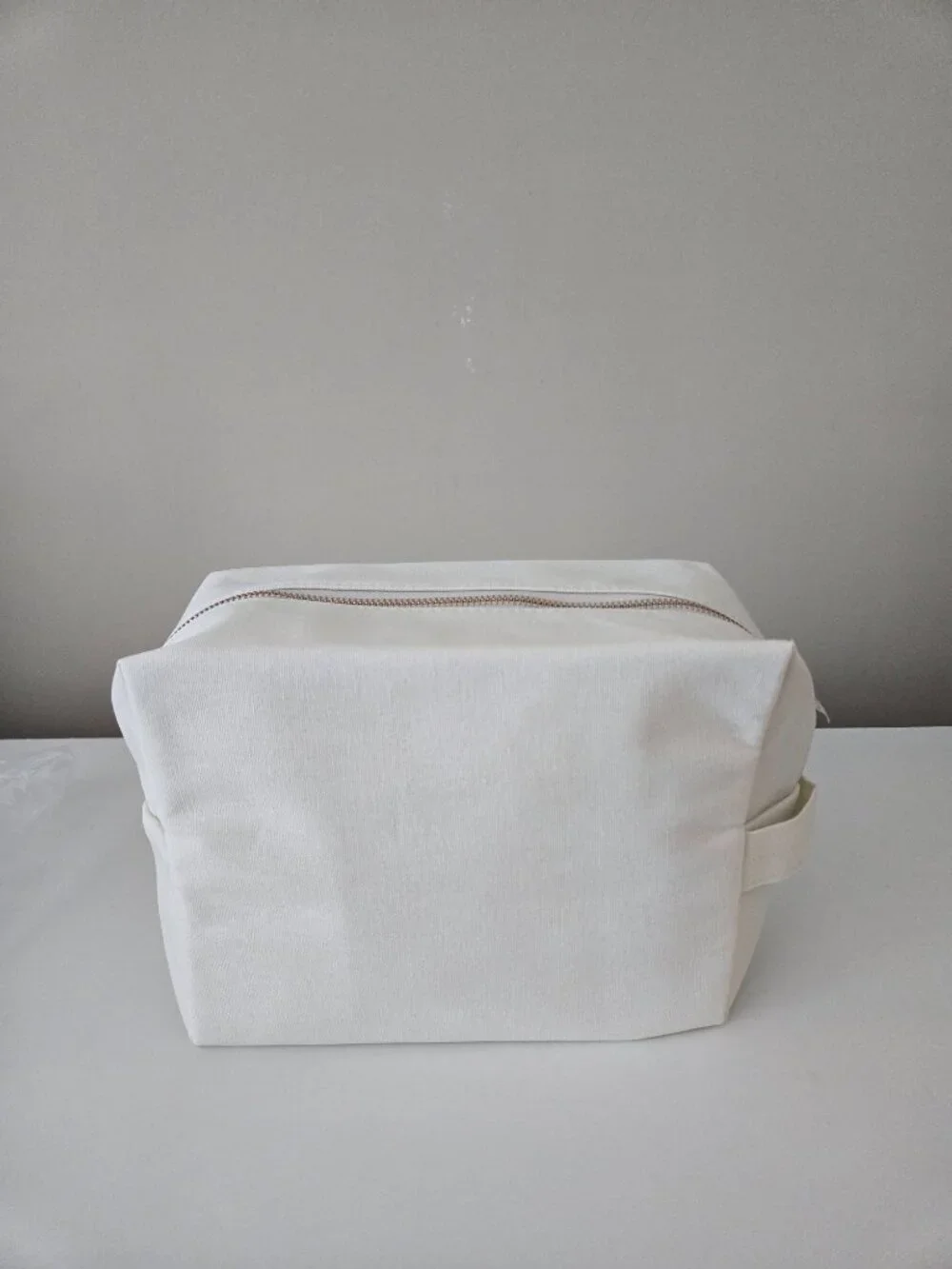 Vegamour Travel‎ Cosmetic Canvas Bag - New